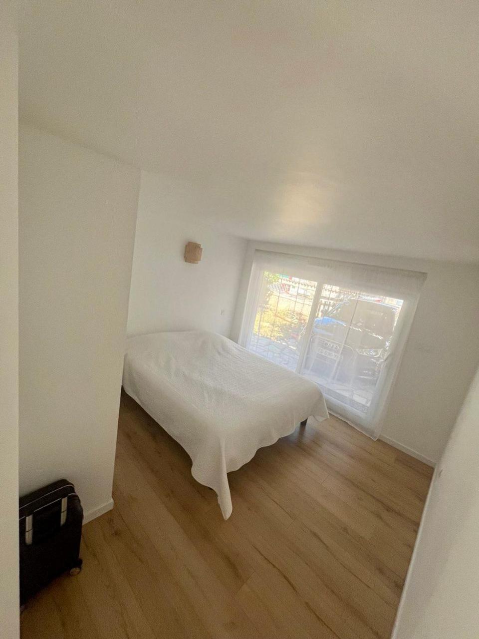 Charmant Et Confortable Appartement Narbonne Exterior photo